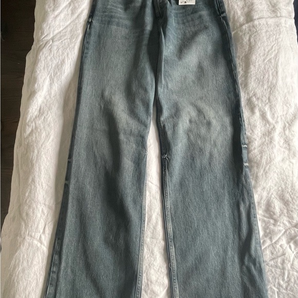 Zara High Rise Wide Jeans - Picture 5 of 5